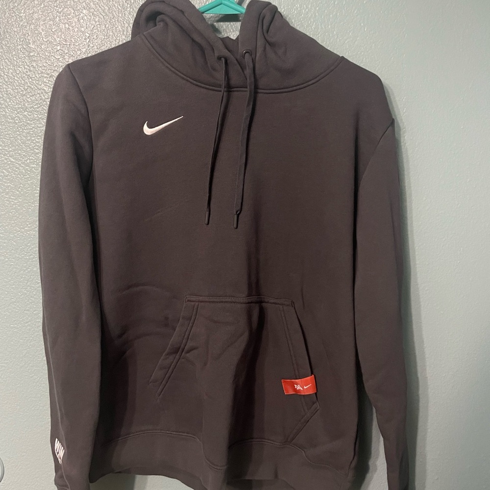 grey nike hoodie